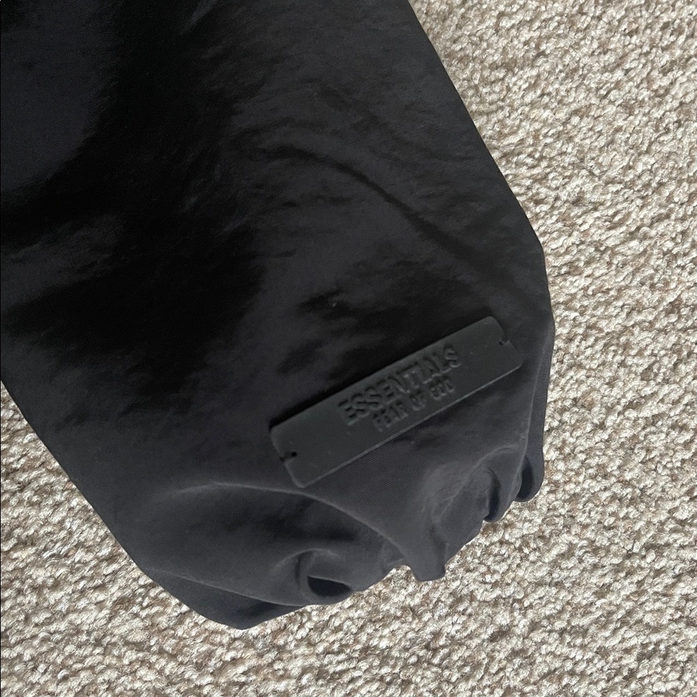 Fear of God Essentials hooded anorak jacket, black, xs - Picture 5 of 6